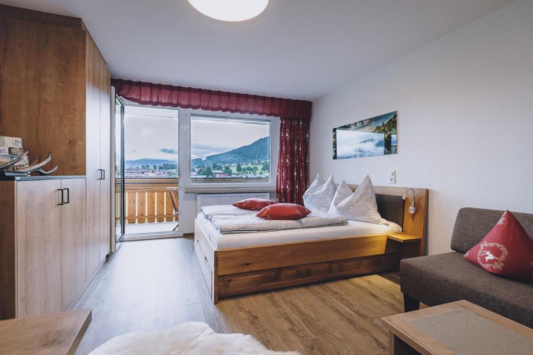 Appartement Farina Капрун Екстериор снимка